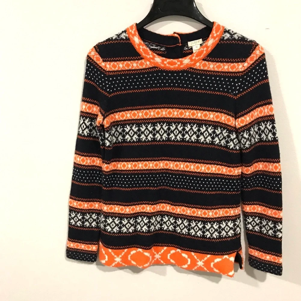 J. Crew Woman strips Sweater. Unique print. Size XS. Fall Winter